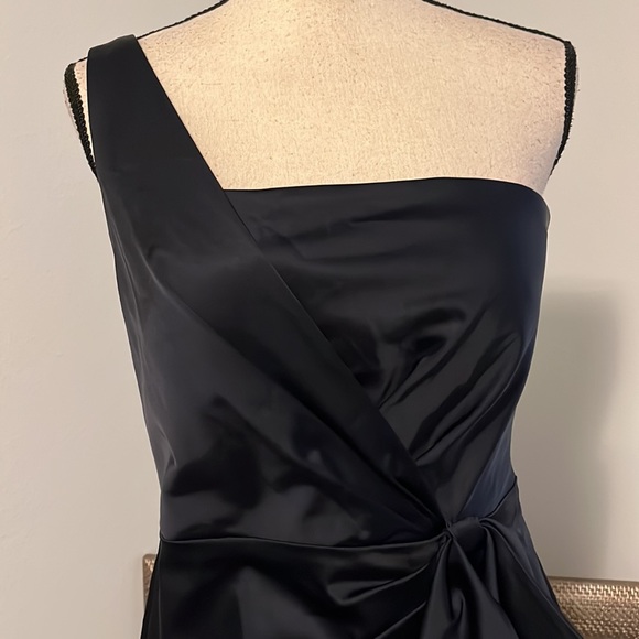 NWT Lauren One Shoulder Dress - Picture 2 of 14
